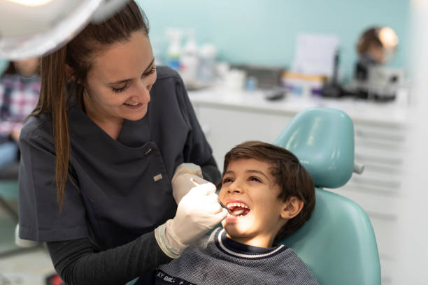 Best Cracked Tooth Emergency Dentist  in Manche Village, CA